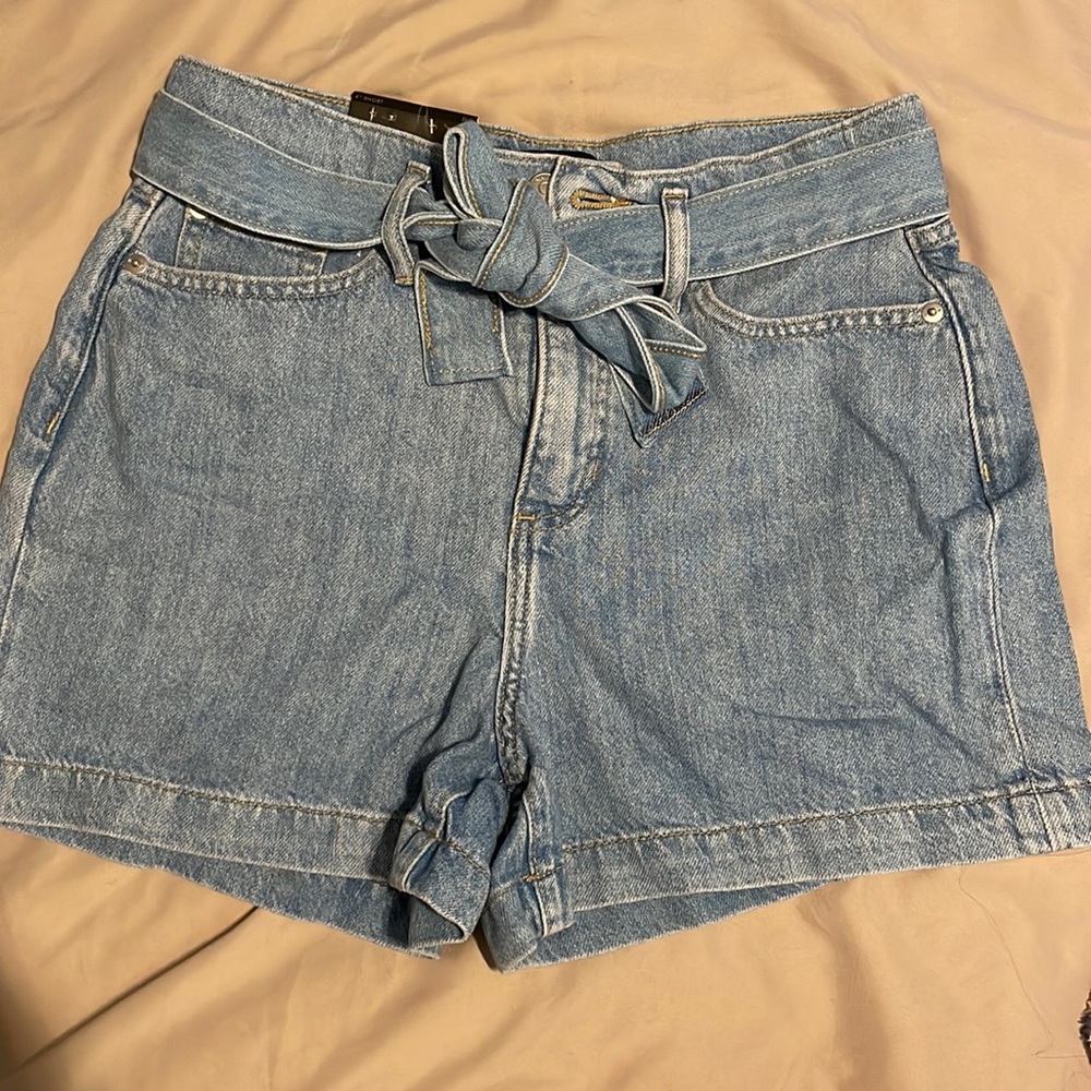High waisted tie shorts